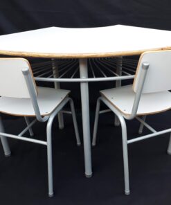 MESA BIPERSONAL CUARTO CIRCULAR 01